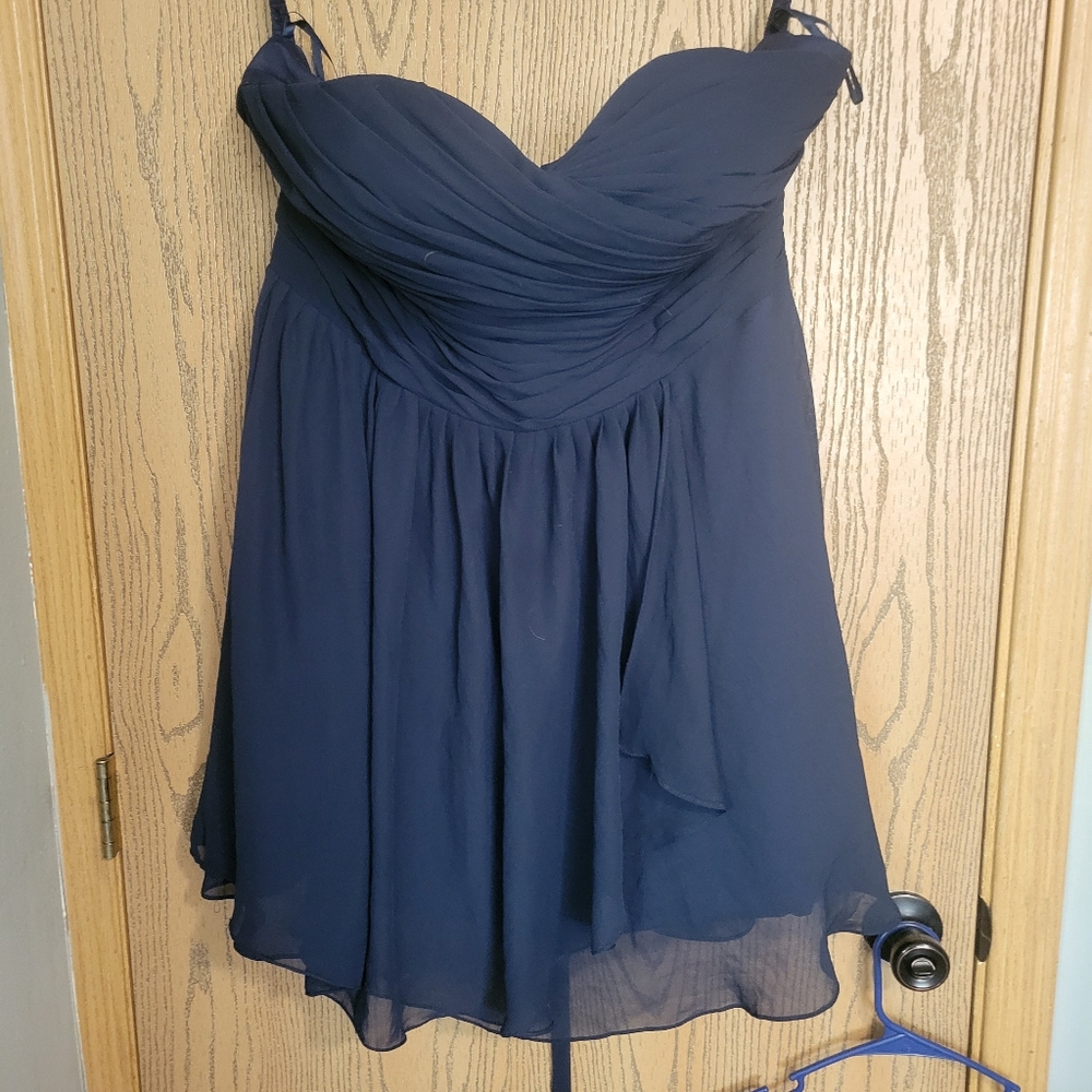 Elegant Navy Blue Strapless Dress